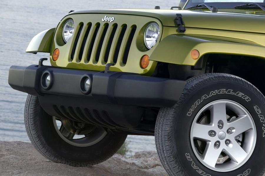  Jeep Wrangler Sahara Unlimited 2006 года  (фото 30 из 121)